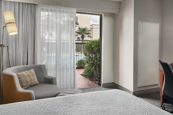 Courtyard by Marriott Shreveport-Bossier City/Louisiana Boardwalk image 11