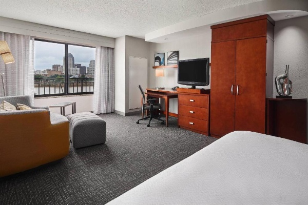 Courtyard by Marriott Shreveport-Bossier City/Louisiana Boardwalk image 12