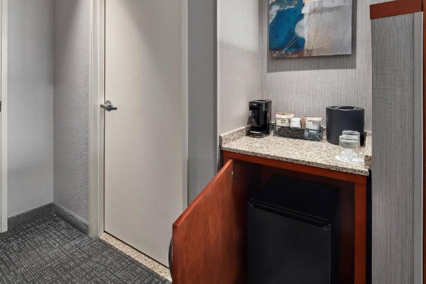 Courtyard by Marriott Shreveport-Bossier City/Louisiana Boardwalk image 14